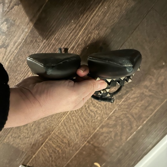 Valentino Garavani Rockstud t-strap - Picture 12 of 16